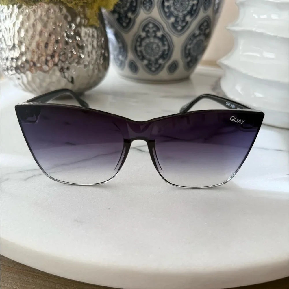 ⭐️Quay COME THRU Sunglasses
